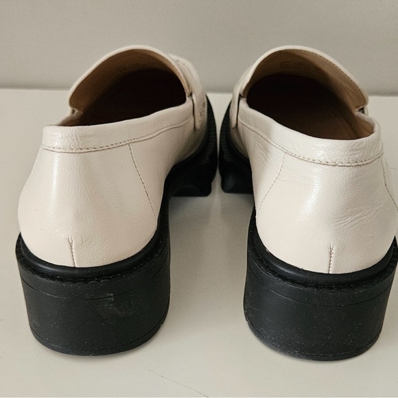 Coach Leah Loafer in Chalk sz 8.5 - Picture 4 of 6